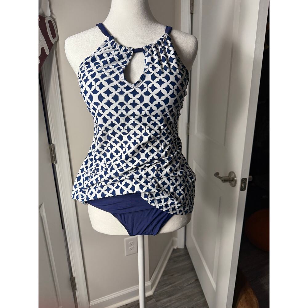 FIYOTE Womens Banded Printed Tankini Top with Briefs Swimsuit (M), never worn
